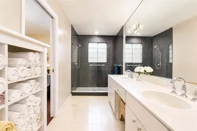 14170 SW 152nd Pl, Miami, FL 33196 - Photo 10