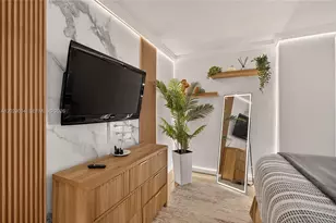 19201 Collins Ave, Sunny Isles Beach, FL 33160 - Photo 16