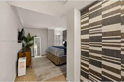 19201 Collins Ave #949, Sunny Isles Beach, FL 33160 - Photo 18