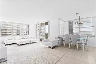 18051 Biscayne Blvd, Aventura, FL 33160 - Photo 2