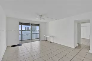 2920 Point E Dr, Aventura, FL 33160 - Photo 10