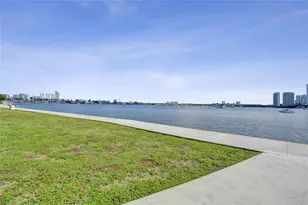 2920 Point E Dr, Aventura, FL 33160 - Photo 34