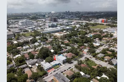 266 NW 32nd St, Miami, FL 33127 - Photo 6