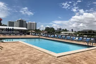 2017 S Ocean Dr, Hallandale Beach, FL 33009 - Photo 32