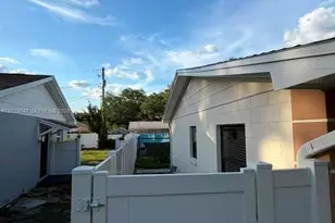 1210 Branda Vista Dr, Brandon, FL 33510 - Photo 10