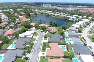 10205 SW 12th St, Pembroke Pines, FL 33025 - Photo 40