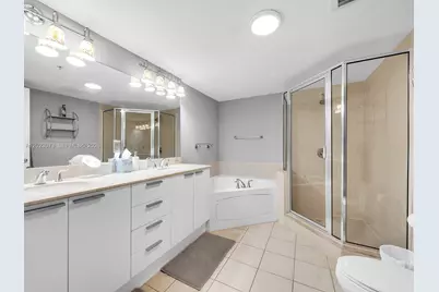 16699 Collins Ave #2906, Sunny Isles Beach, FL 33160 - Photo 18