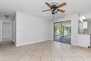 3910 NW 4th Ct, Boca Raton, FL 33431 - Photo 14