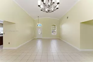 18049 SW 152nd Ave, Miami, FL 33187 - Photo 4