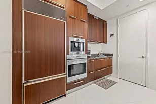 15901 Collins Ave, Sunny Isles Beach, FL 33160 - Photo 4