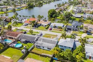 11641 NW 42nd St, Sunrise, FL 33323 - Photo 26