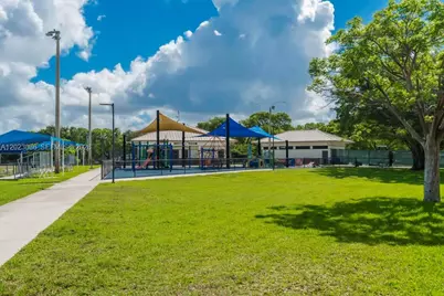 11641 NW 42nd St, Sunrise, FL 33323 - Photo 34
