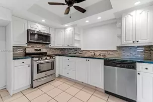 11641 NW 42nd St, Sunrise, FL 33323 - Photo 8