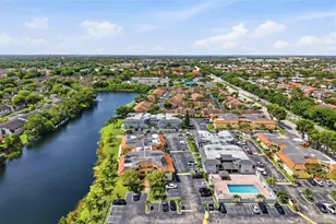 15635 SW 74th Cir Dr, Miami, FL 33193 - Photo 16