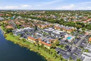 15635 SW 74th Cir Dr, Miami, FL 33193 - Photo 14
