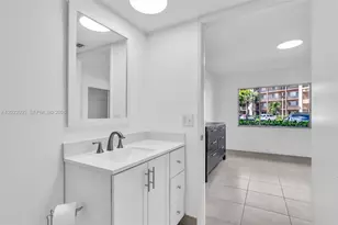 13705 SW 12th St, Pembroke Pines, FL 33027 - Photo 24