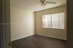 8018 SW 18th Ct, Davie, FL 33324 - Photo 10