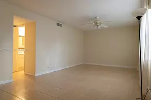 8018 SW 18th Ct, Davie, FL 33324 - Photo 4