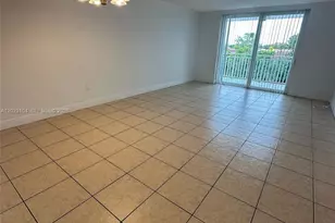 6930 Miami Gardens Dr, Hialeah, FL 33015 - Photo 2
