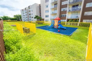 6930 Miami Gardens Dr, Hialeah, FL 33015 - Photo 18