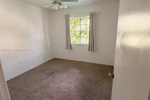 18674 SW 100th Ave, Cutler Bay, FL 33157 - Photo 8