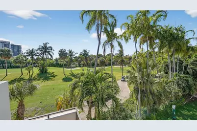 20335 W Country Club Dr #502, Aventura, FL 33180 - Photo 24