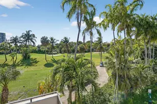 20335 W Country Club Dr, Aventura, FL 33180 - Photo 24