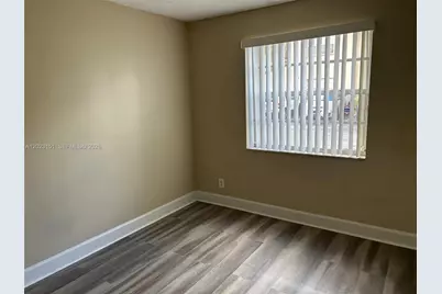 301 SW 86th Ave #102, Pembroke Pines, FL 33025 - Photo 16