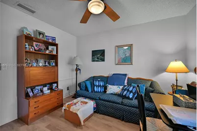 330 Briarwood Cir #3-19, Hollywood, FL 33024 - Photo 22