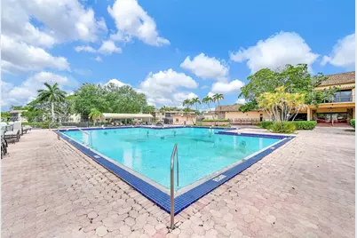 330 Briarwood Cir #3-19, Hollywood, FL 33024 - Photo 54
