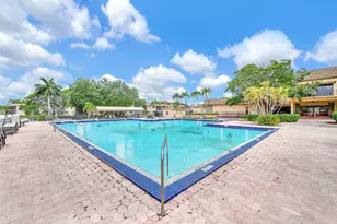 330 Briarwood Cir, Hollywood, FL 33024 - Photo 54