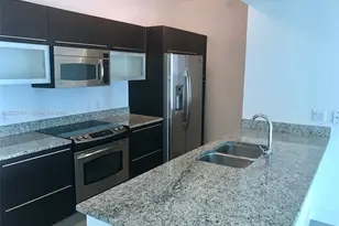 950 Brickell Bay Dr, Miami, FL 33131 - Photo 4