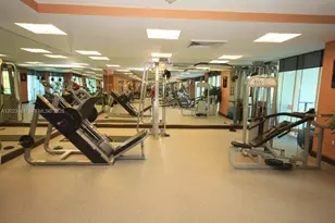 950 Brickell Bay Dr, Miami, FL 33131 - Photo 22