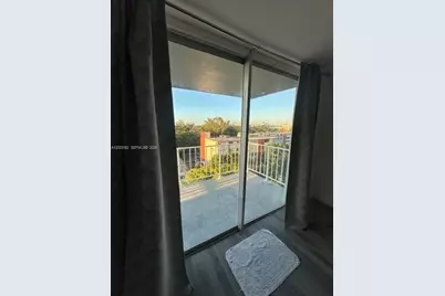 1470 NE 125th Ter #809, North Miami, FL 33161 - Photo 4