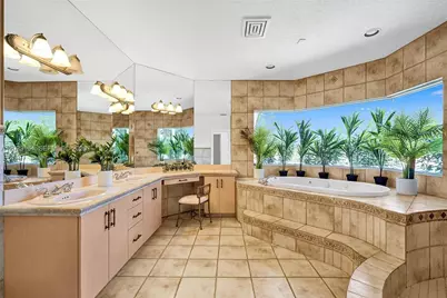 12140 SW 3rd St, Plantation, FL 33325 - Photo 20