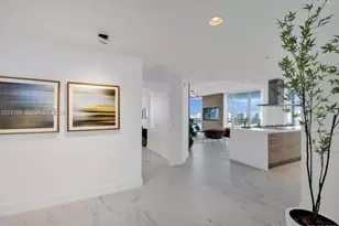 17111 Biscayne Blvd, North Miami Beach, FL 33160 - Photo 14