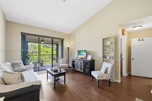 4111 Coral Tree Cir, Coconut Creek, FL 33073 - Photo 6