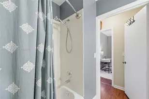 4111 Coral Tree Cir, Coconut Creek, FL 33073 - Photo 18