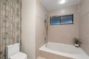 9367 SW 1st St, Plantation, FL 33324 - Photo 26