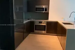 1080 Brickell Ave, Miami, FL 33131 - Photo 6