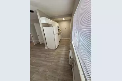 520 SW 4th St #11, Miami, FL 33130 - Photo 6