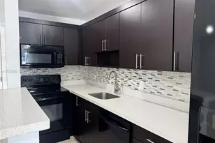 1860 Venice Park Dr, North Miami, FL 33181 - Photo 8