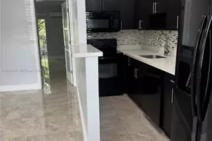 1860 Venice Park Dr, North Miami, FL 33181 - Photo 6