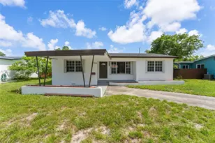 7150 SW 10th St, Pembroke Pines, FL 33023 - Photo 2