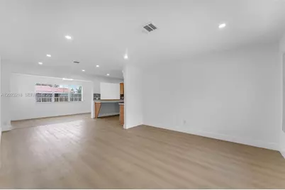 7150 SW 10th St, Pembroke Pines, FL 33023 - Photo 4