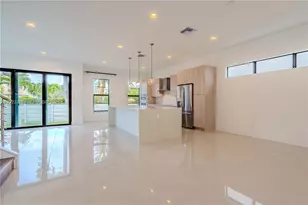 1427 SW 23rd St, Fort Lauderdale, FL 33315 - Photo 2