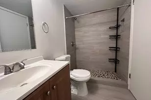 9934 Nob Hill Pl, Sunrise, FL 33351 - Photo 4