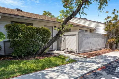 3633 NW 99th Ter #7B, Sunrise, FL 33351 - Photo 2