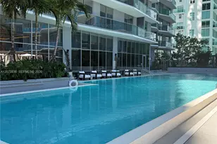 77 SE 5th St, Miami, FL 33131 - Photo 32