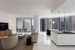 300 S Biscayne Blvd Way, Miami, FL 33131 - Photo 4